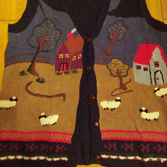 Womens country vest with sheep in fields - Picture 2 of 4
